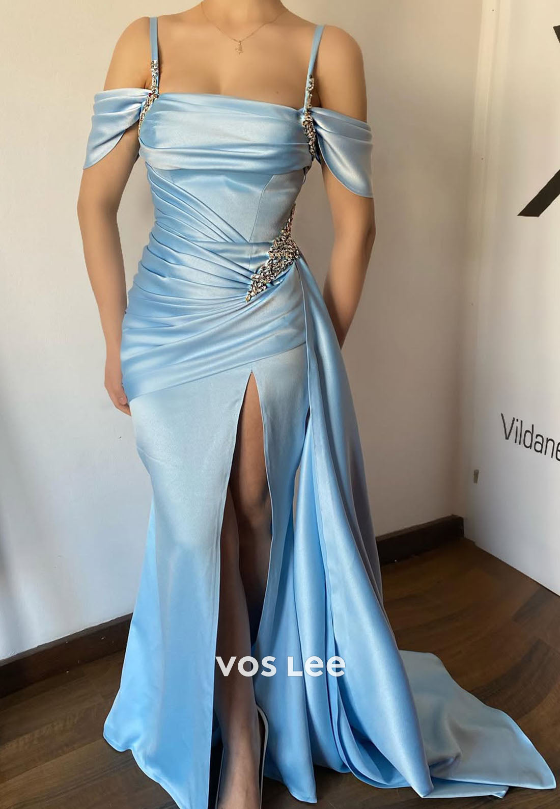 Charming Blue Pleat Prom Dress Crystals Long Dresses Party Gown