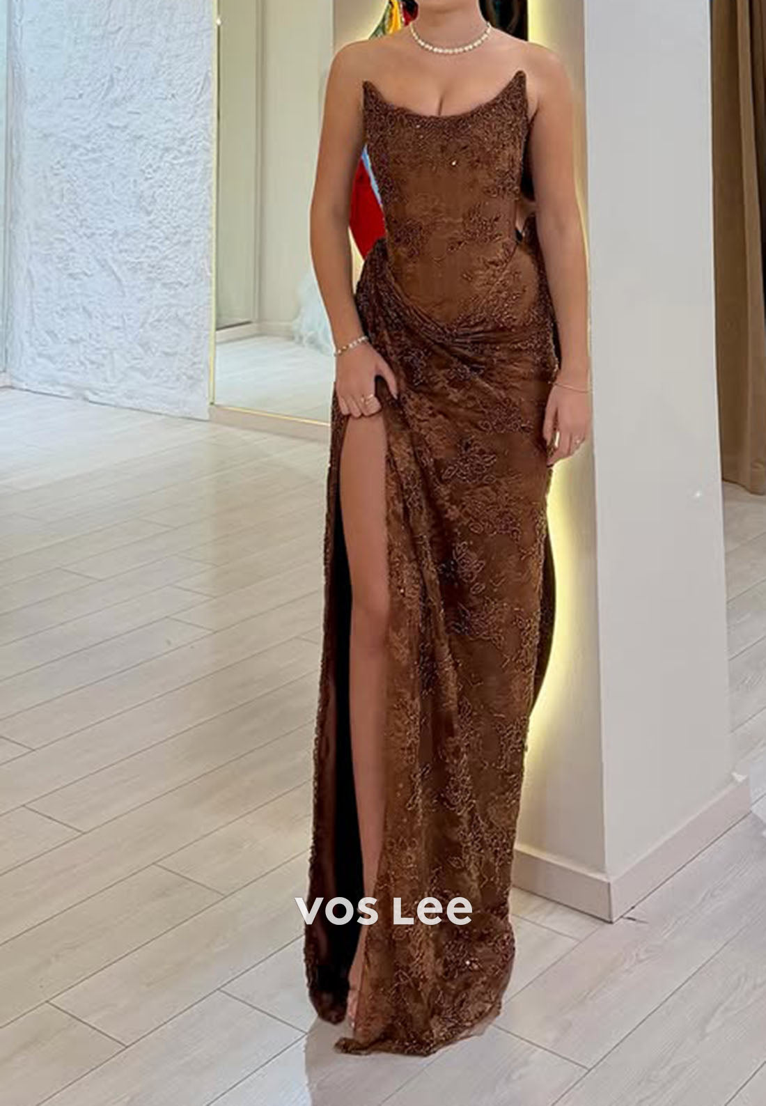 Sheath/Column Boat-Neck Strapless Lace Beading Sweep Train Prom Dress