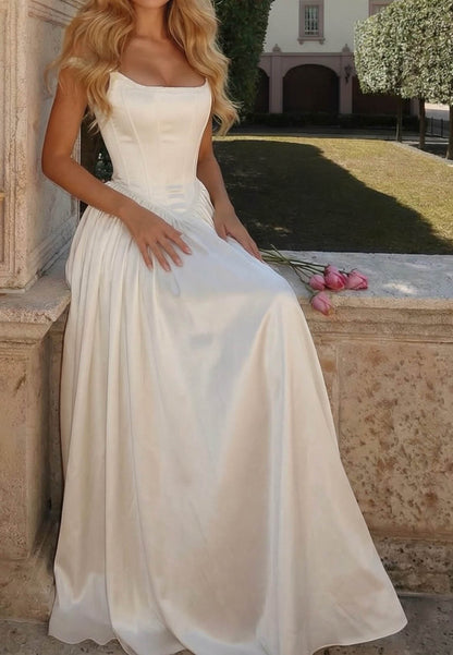 Simple Sleeveless Strapless A-Line Wedding Dress