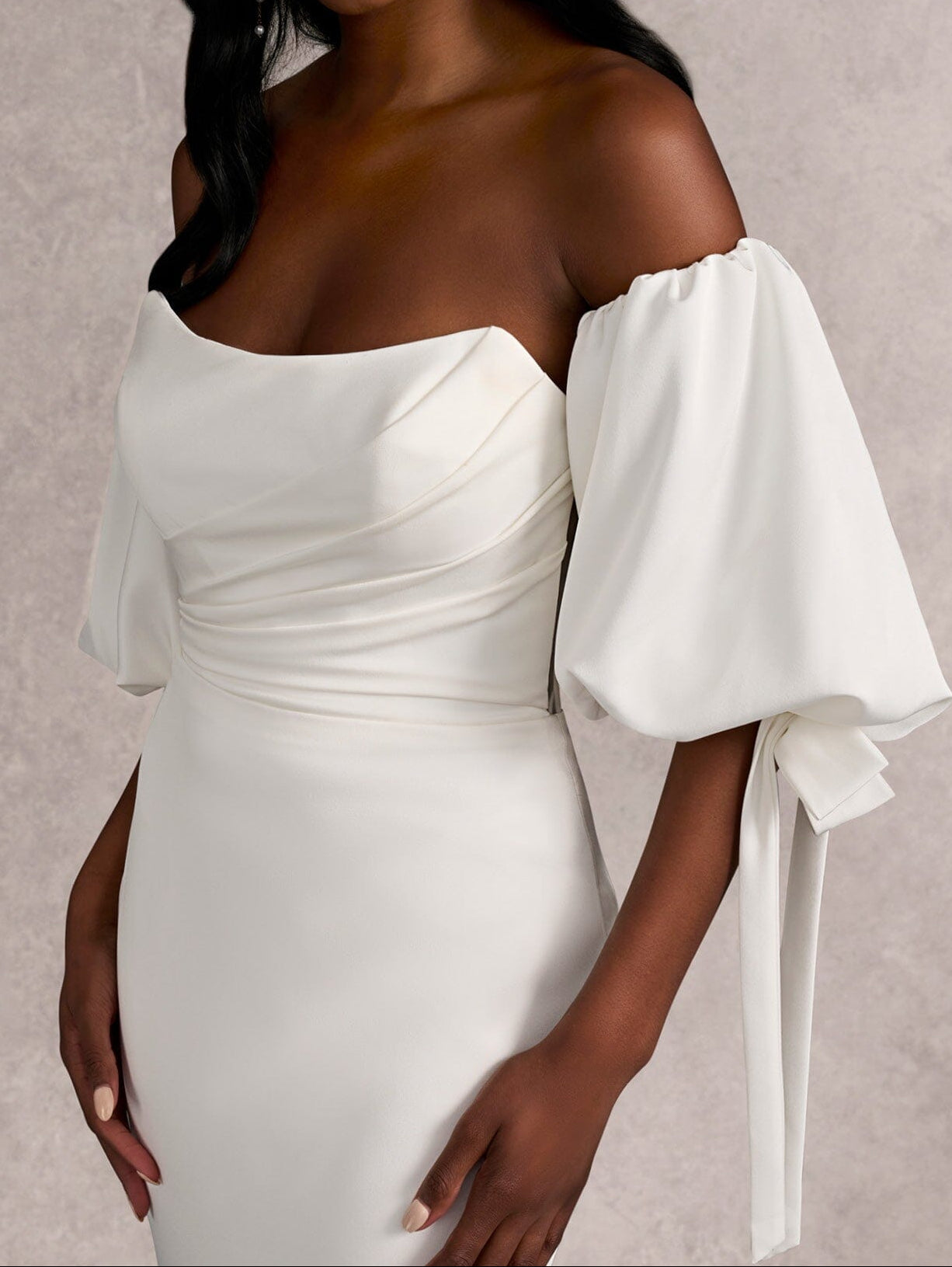 Vintage Elegant Satin Mermaid Gown | Removable Puff Sleeves & Slim Train