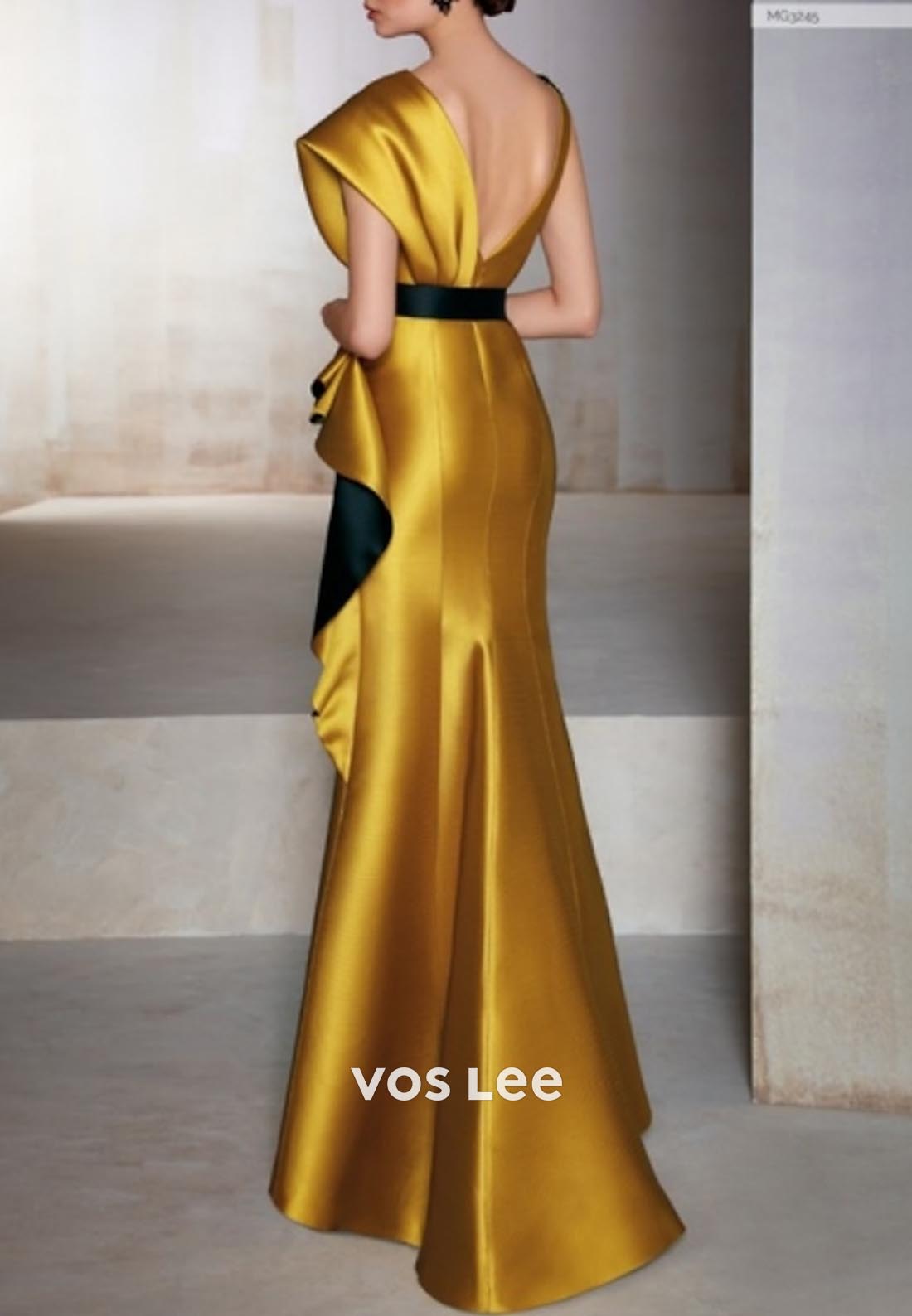 Elegant & Luxurious V Neck Appliques Mermaid Evening Dress Formal Gowns