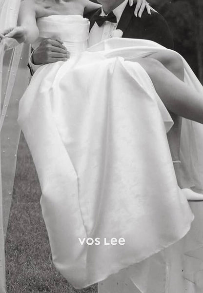 A-Line Strapless Scoop Pleated Wedding Dresses with High Split